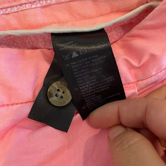 H&M neon pink shorts. Only wore 1,2 times - Picture 7 of 7